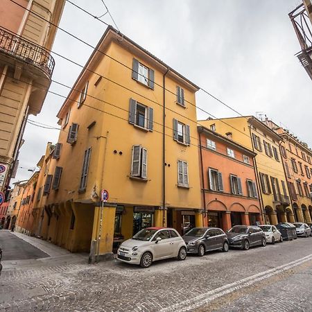 Ab Plus - Via Santo Stefano 74 Болонья Экстерьер фото